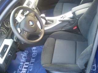 325iX%20interior.JPG