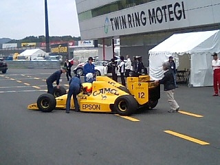 LOTUS%2011%2C12.JPG