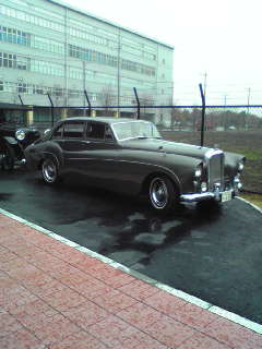 bentley.jpg